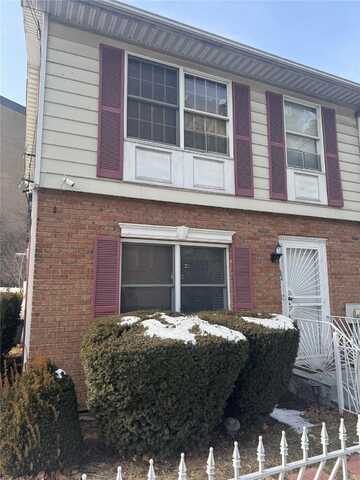 451 WALNUT Street, Yonkers, NY 10701