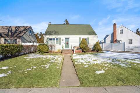 2503 Martin Avenue, Bellmore, NY 11710