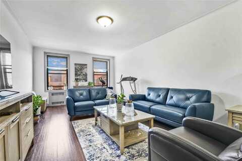 83-80 118th Street, Kew Gardens, NY 11415