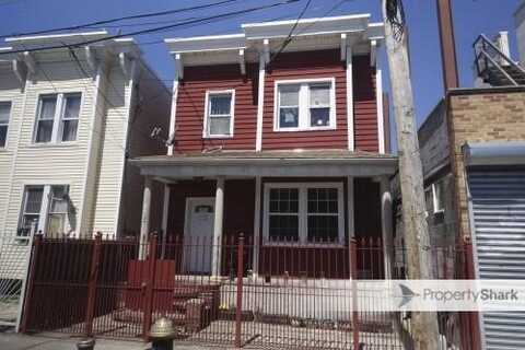 102-49 44 Ave Corona, Corona, NY 11368