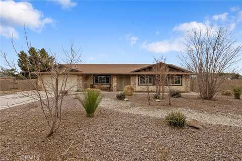 15015 Cheyenne Road, Apple Valley, CA 92307