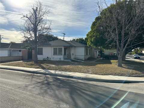 11051 Ticonderoga Drive, Los Alamitos, CA 90720