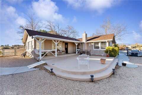 9488 Trinidad Road, Phelan, CA 92371