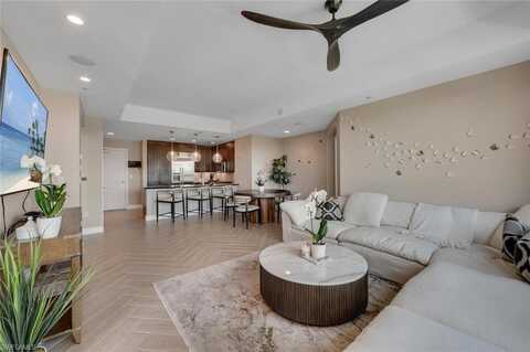 9115 Strada, NAPLES, FL 34108