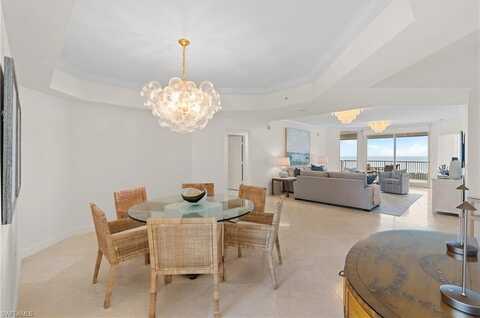 7117 Pelican Bay, NAPLES, FL 34108