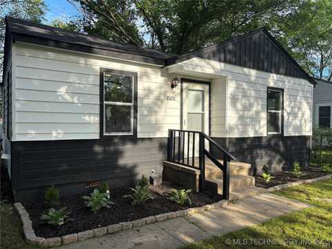 2020 North 14th Street, McAlester, OK 74501