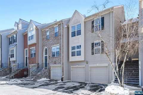 807 Newport Drive, Ramsey, NJ 07446