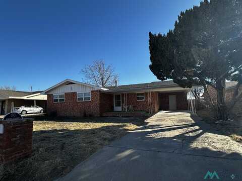 265 Oklahoma Dr, Portales, NM 88130