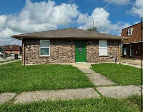 3700 RICHELIEU Court, Chalmette, LA 70043