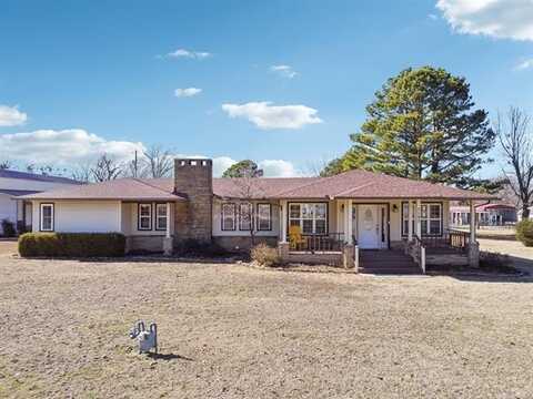 1103 N 5th Street, Henryetta, OK 74437