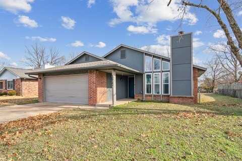 2927 S Main Street, Sapulpa, OK 74066