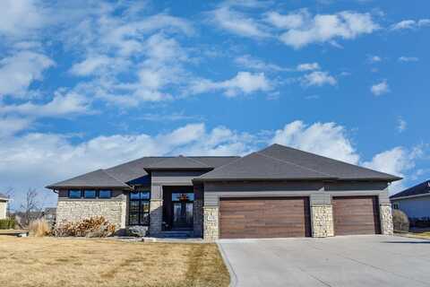 605 E Pinehurst Trail, Dakota Dunes, SD 57049