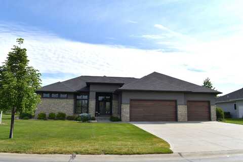 605 E Pinehurst Trail, Dakota Dunes, SD 57049