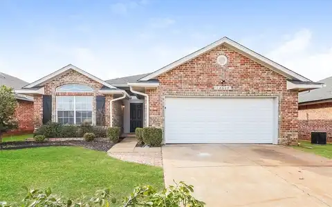 12609 Springwood Drive, Oklahoma City, OK 73120