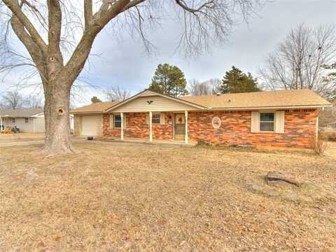 2248 Apache Street, Choctaw, OK 73020