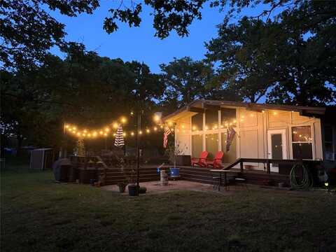 102 Oakcrest Court, Trinidad, TX 75163