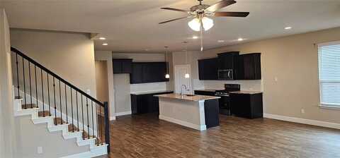 709 Red Cedar Lane, Glenn Heights, TX 75154