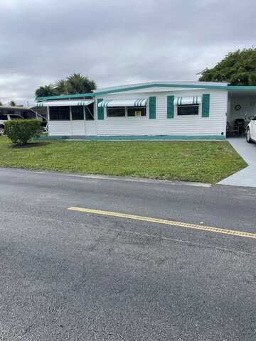 8709 KNIGHT RD, BOYNTON BCH, FL 33436