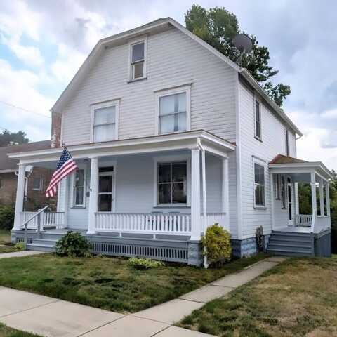 1020 Vine St, West Newton, PA 15089