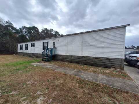 1134 Kelly Dr, Hinesville, GA 31313