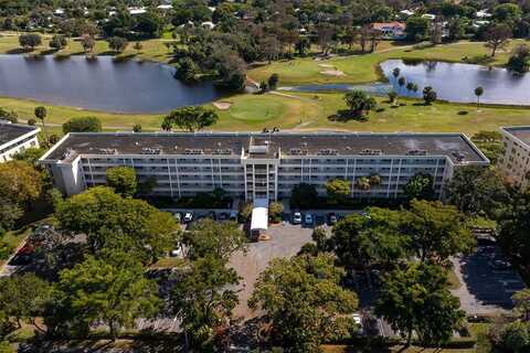 806 Cypress Blvd, Pompano Beach, FL 33069