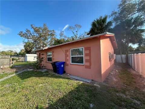 2420 De Soto Avenue, Vero Beach, FL 32960