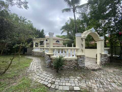 8090 Dillman Road, West Palm Beach, FL 33411