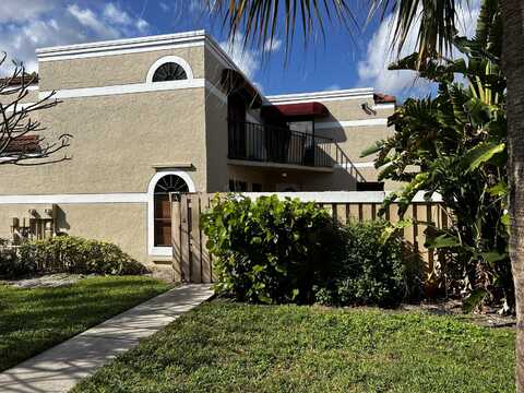 3670 Village Drive, Delray Beach, FL 33445