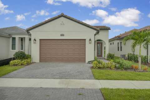 10146 SW Latium Way, Port Saint Lucie, FL 34987