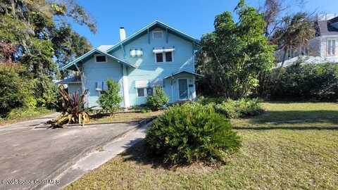 615 Indian River Avenue, Titusville, FL 32796