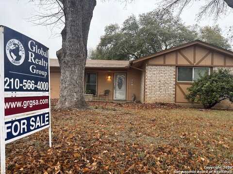 413 BEVERLY DR, Schertz, TX 78154