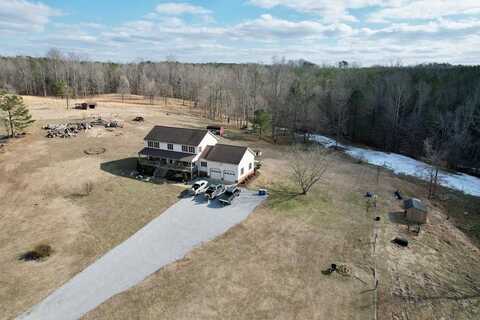 741 Lakeside Drive Ext, Blackstone, VA 23824