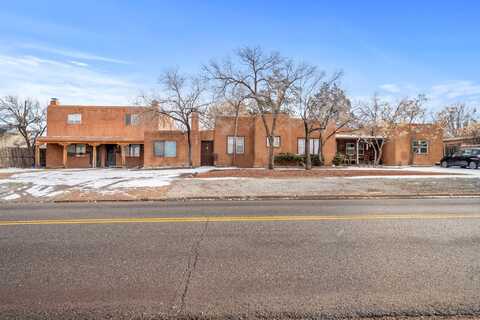 737 Don Diego, Santa Fe, NM 87505