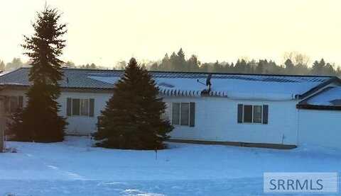 744 N 700 E, Firth, ID 83236