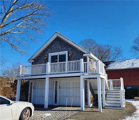 8 Atlantic Avenue, Narragansett, RI 02882