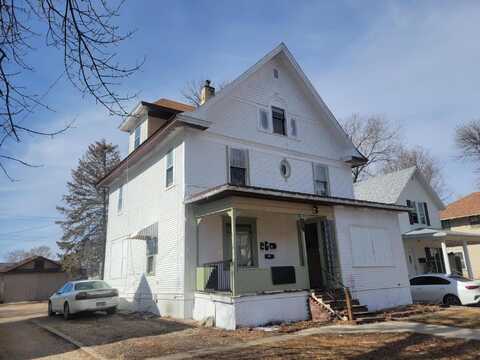 916 S Lincoln Street, Aberdeen, SD 57401