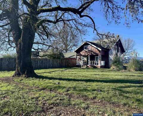 3676 SW 3rd St, Corvallis, OR 97333