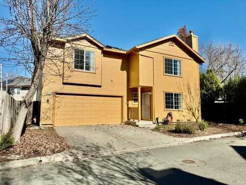 1817 Rhianna Street, Santa Rosa, CA 95401