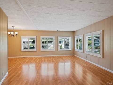 6468 Washington Street, Yountville, CA 94599