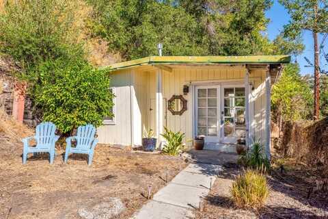 1933 S Fitch Mountain Road, Healdsburg, CA 95448