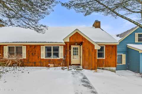 93 Corey Rd, Hancock, MA 01237