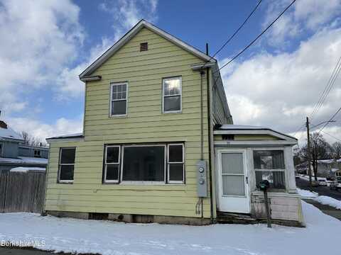 35 Lincoln St, Pittsfield, MA 01201