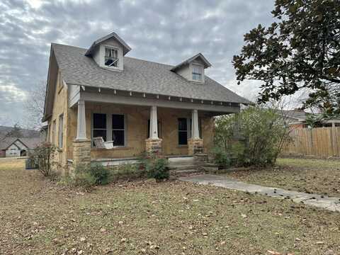 215 Service Street, Mountain View, AR 72560