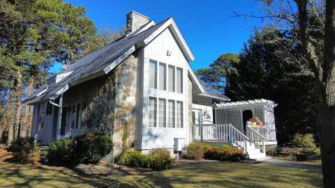 42 Pine View Drive, Brewster, MA 02631