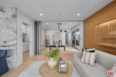 541 Rose Ave, Venice, CA 90291