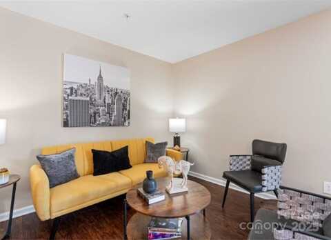 1620 #g Arlyn Circle, Charlotte, NC 28213