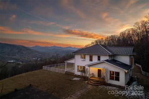 184 Porch View Drive, Sylva, NC 28779