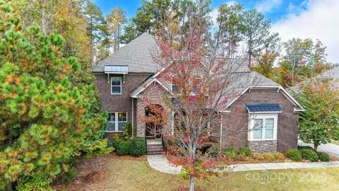 16515 Governors Club Court, Charlotte, NC 28278