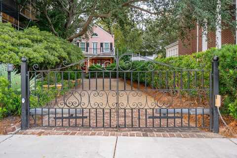 14 1/2 Murray Boulevard, Charleston, SC 29401