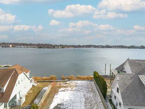 36 Shorefront Park, Norwalk, CT 06854